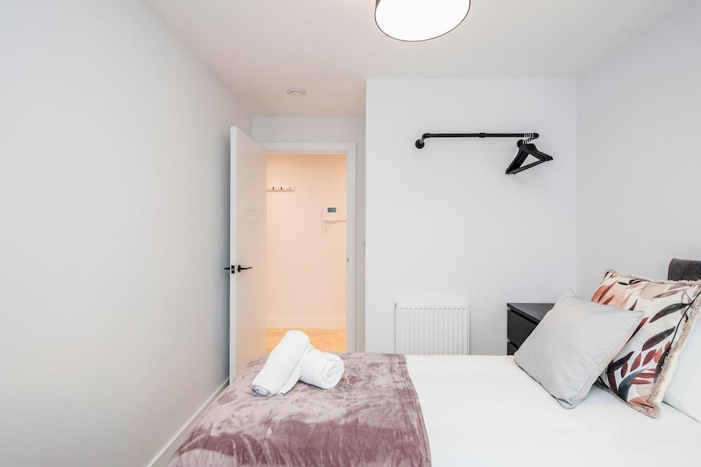 Watford Cassio Luxury - Modernview Serviced Accommodation