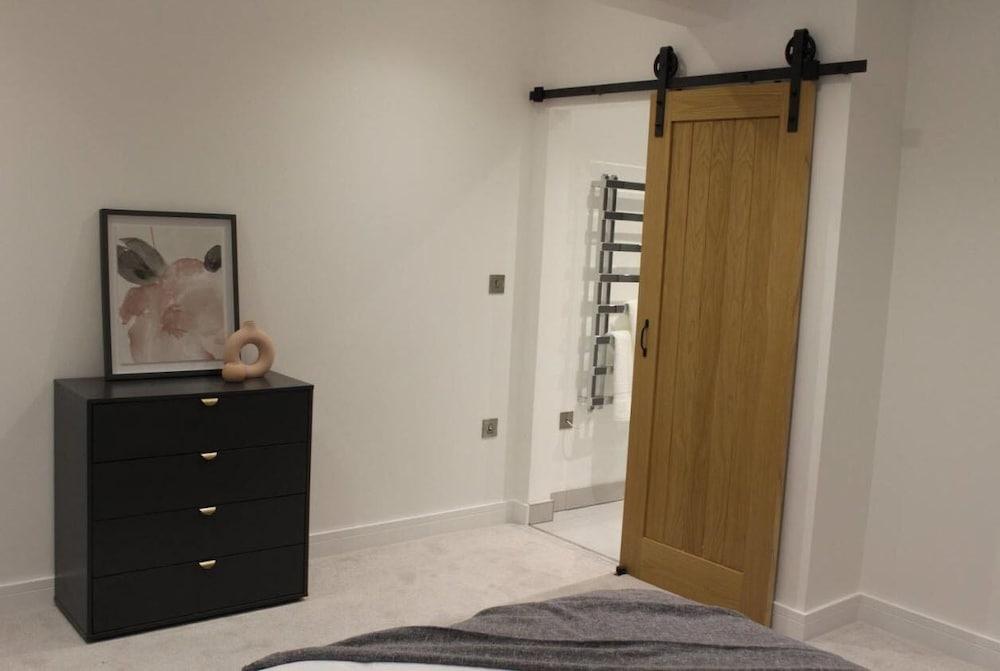 Luxury 2 Bed Apartment In Rochester