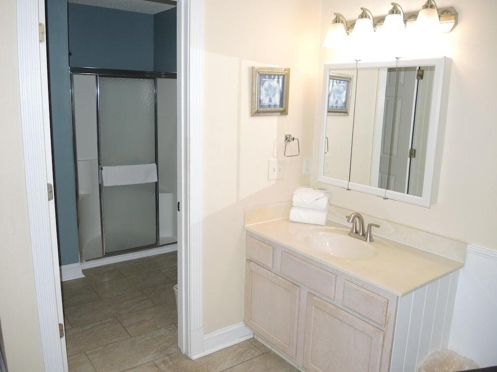 507l Home by RedAwning