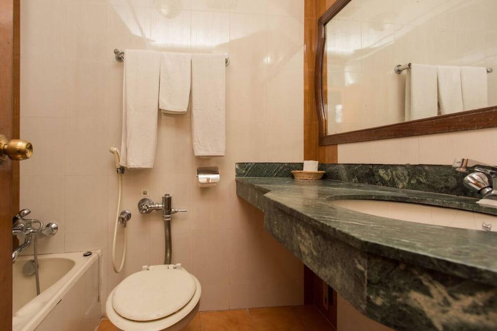 Goroomgo Tulsi Patna