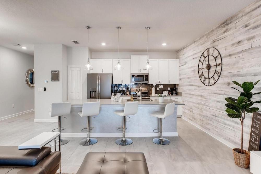 4802 LL - Storey Lake