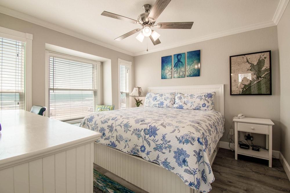 Seascape 2114 in Galveston