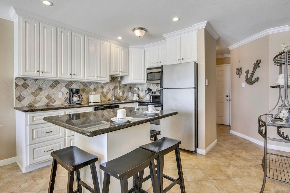 Seascape 1210 in Galveston