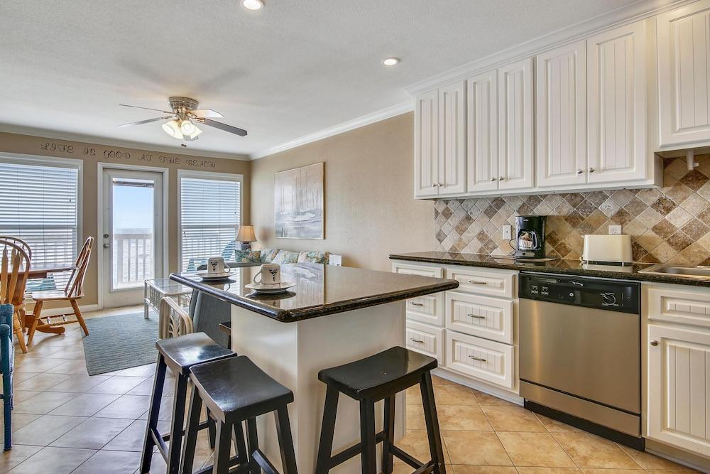 Seascape 1210 in Galveston