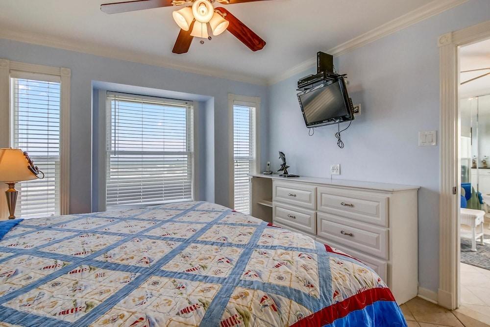 Seascape 2211 in Galveston