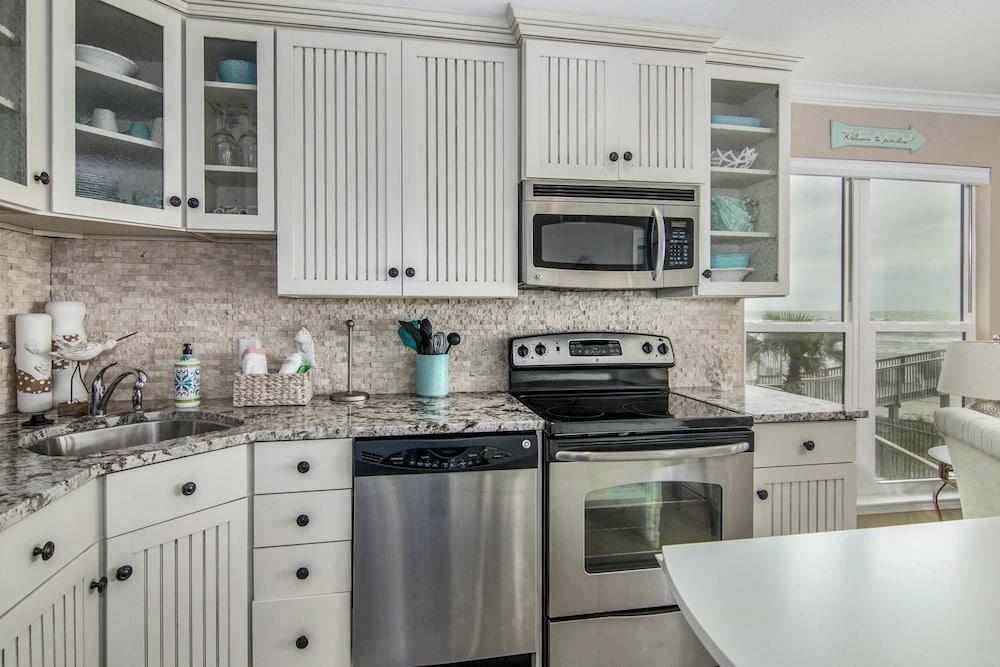 Seascape 1111 in Galveston