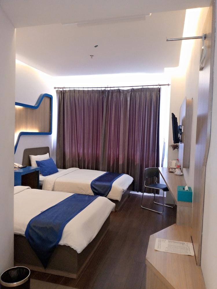 Golden Palace Hotel Ambon