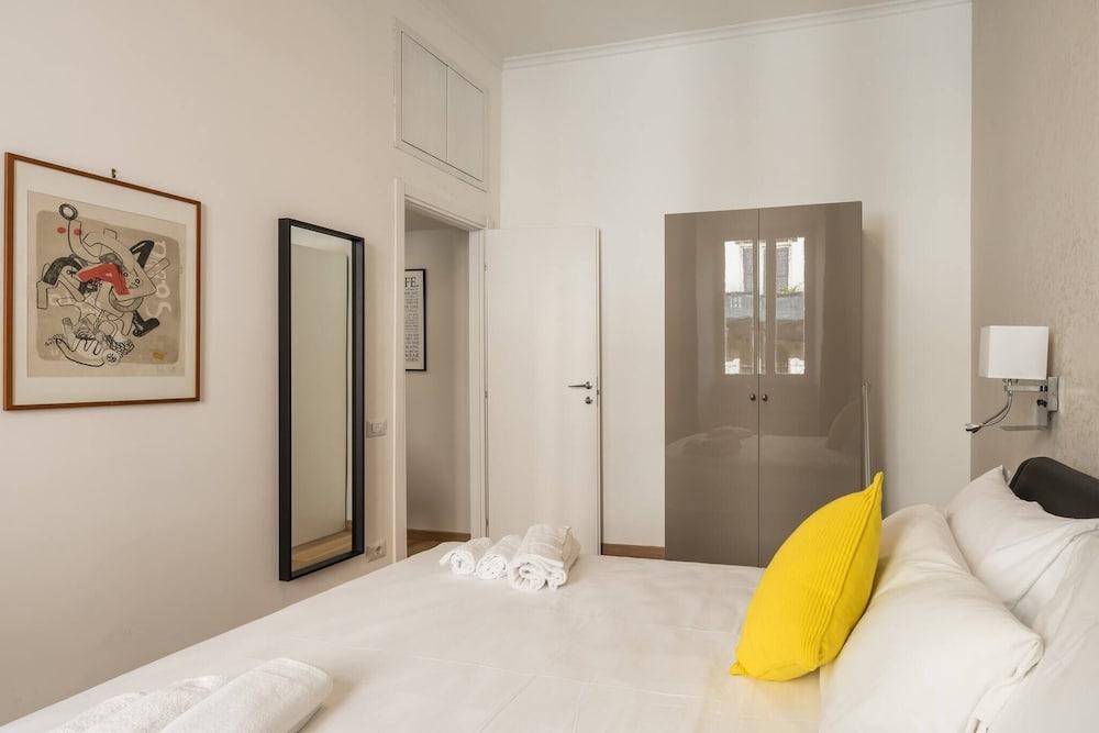 New Completely Renovated Apt In Vatican Peppes