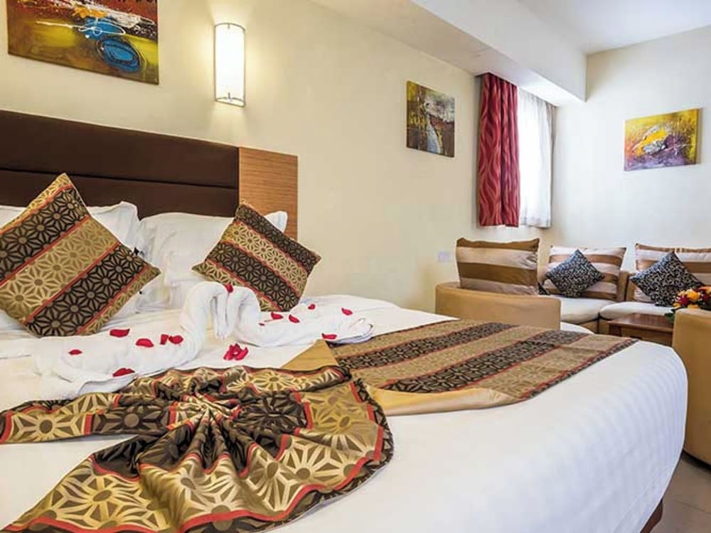 Prideinn Mombasa City 6