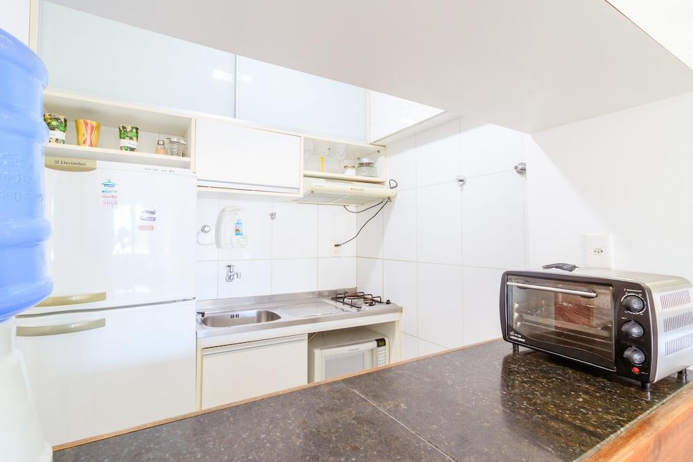 BR04 Quarto e Sala Edifício Summer Flat