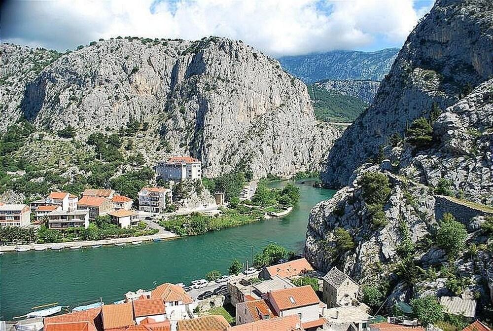 Apartment- Nena in Klek