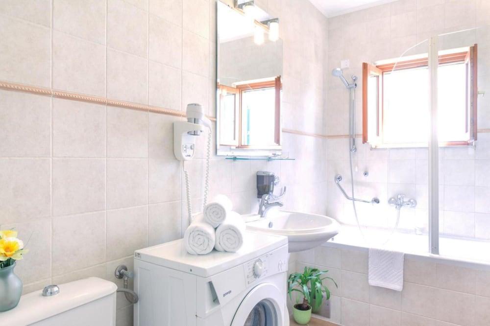 Villa Mare in Hvar With 4 Bedrooms and 3 Bathrooms