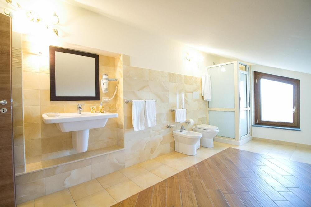 Etna Royal View - Mansarda Luxury Suite