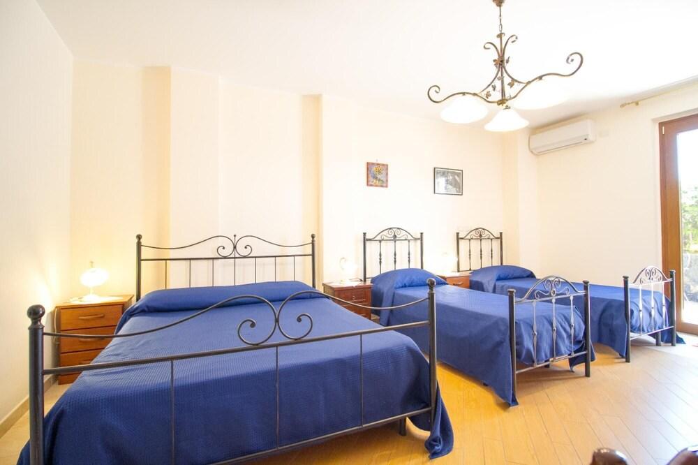 Etna Royal View - Camera Standard