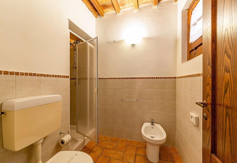 Loro 2 With Shared Pool And Tennis