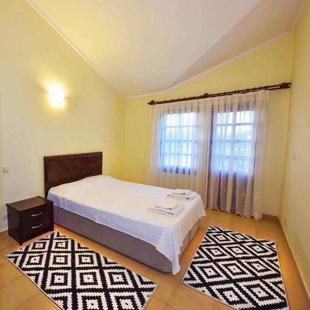 Bougainvillea Houses