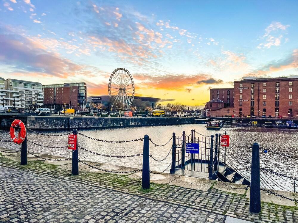 City Centre Cosy Studio Apartments