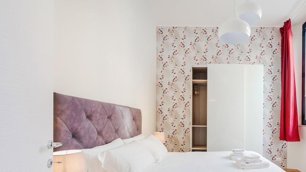 Mi-brgz1a1 Bergonzoli Place - Bilo A - Eva