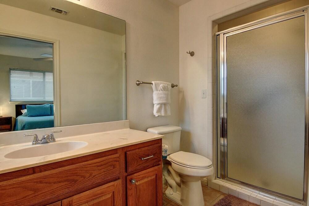 Gracelanda WW C302 in New Braunfels