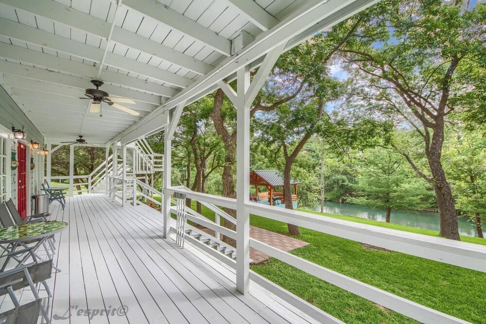 Players Place PRD 2462