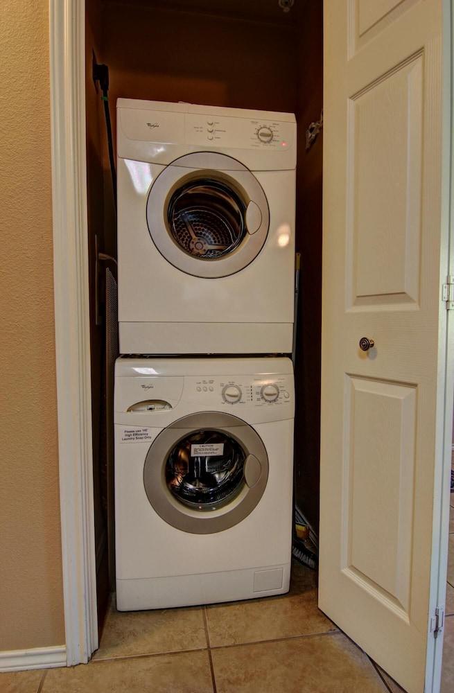 Chateau on The River WW D301302