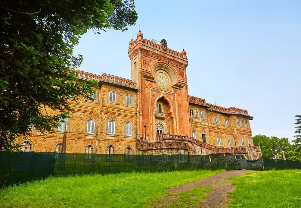 Palagio 1 in Chianti With Shared Pool
