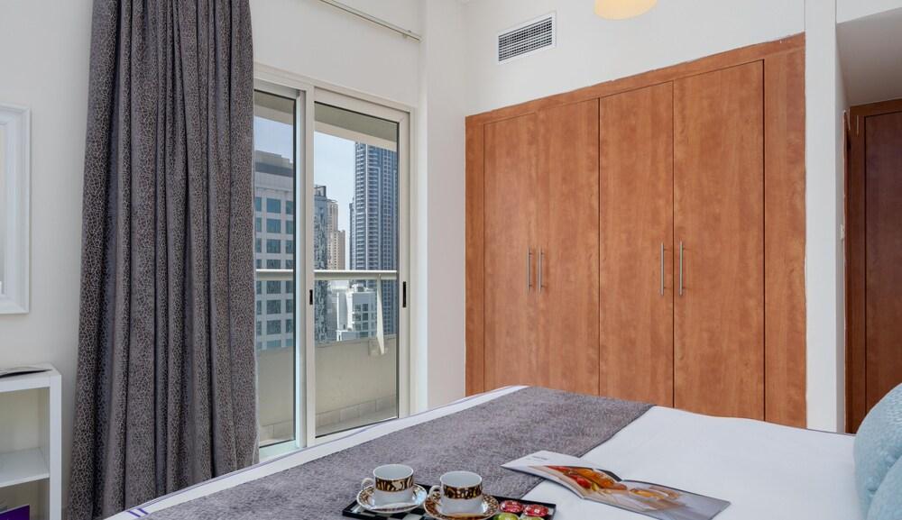 Dream Inn - Marina View Tower