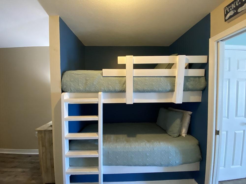 Grand Beach Resort by ALBVR