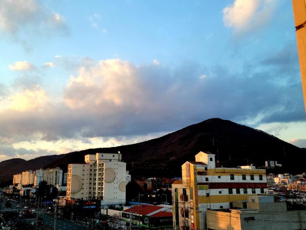 Jinhae InterCity Hotel