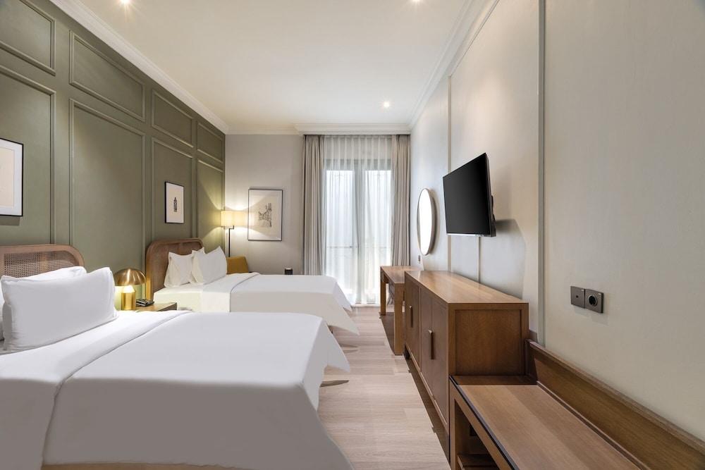 Artotel Casa Hang Tuah