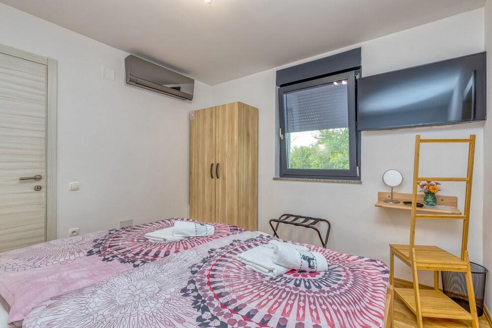 Pool Villa Little Heaven