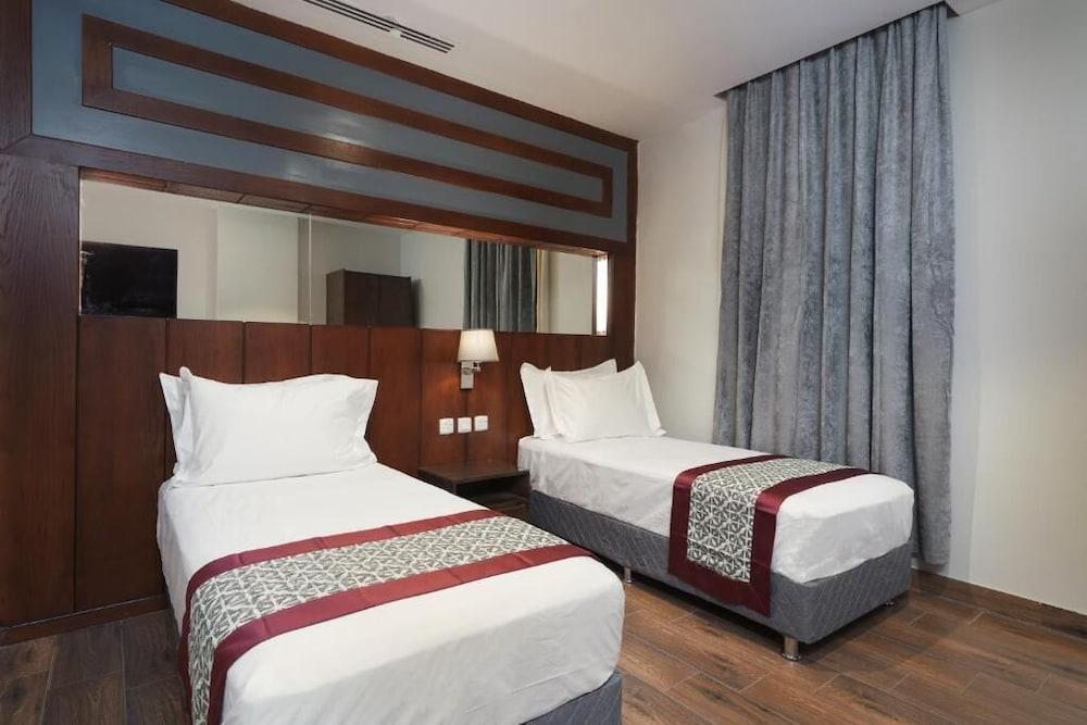 Biz Hotel Apartments