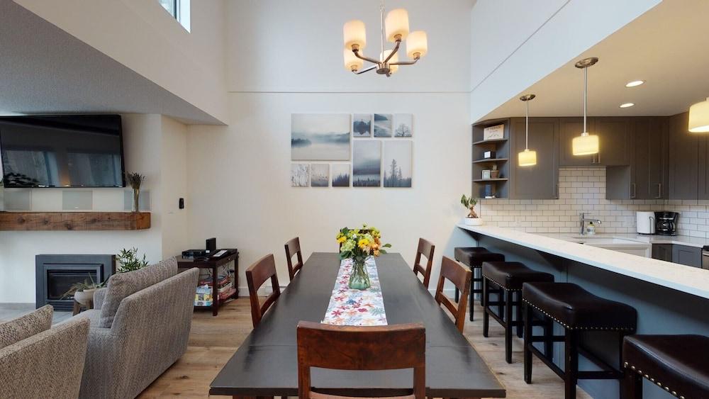 Greyhawk by Whistler Premier