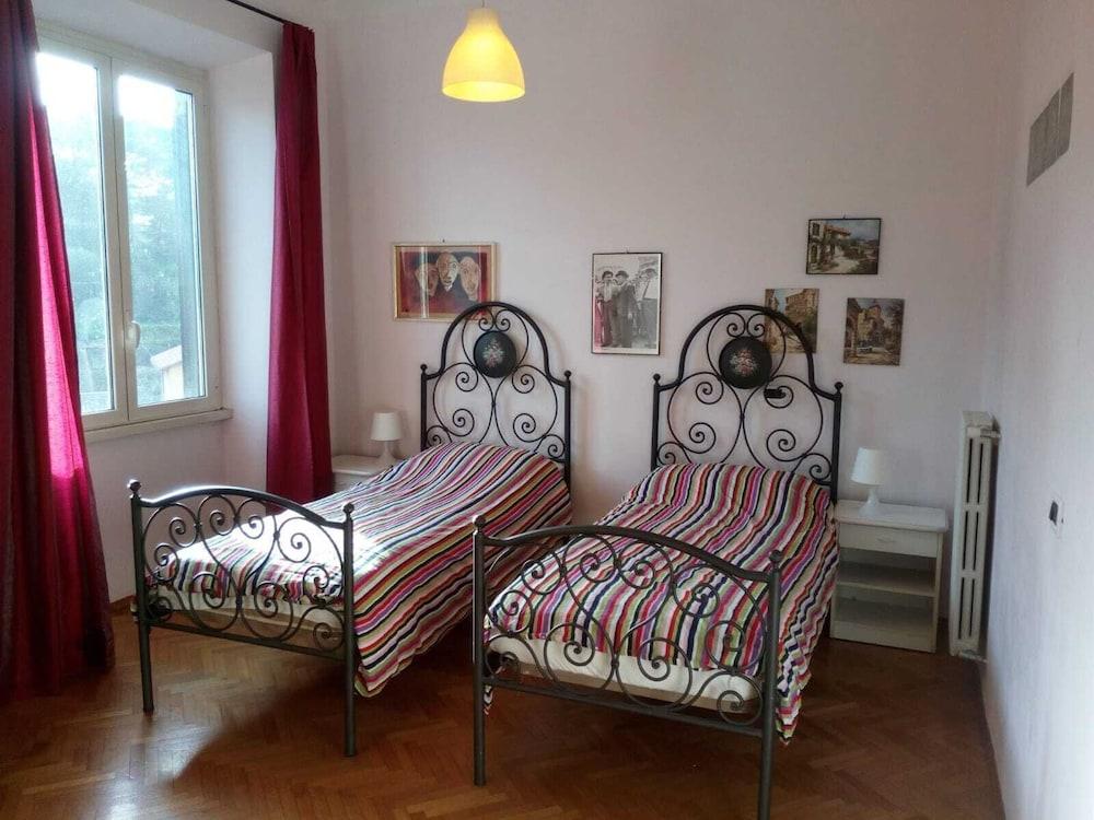 Large Vatican Apartment with 3 bedroom