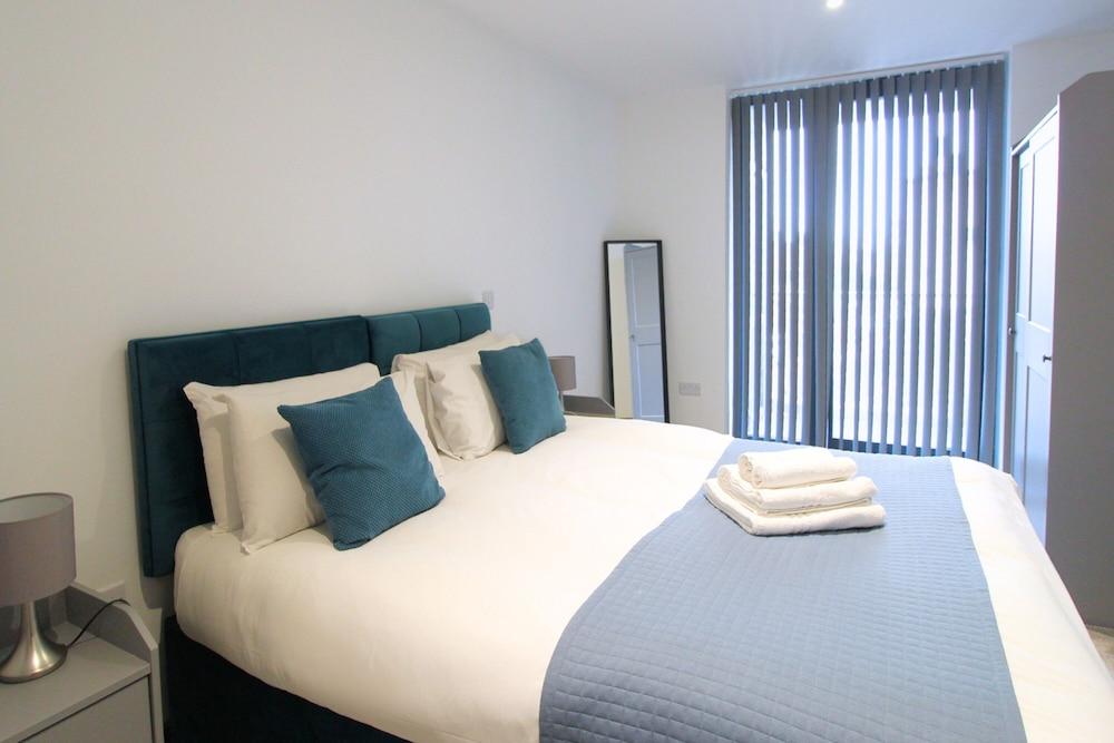 Canning Town by Viridian Apartments