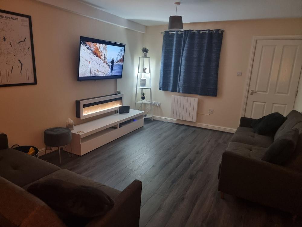 Impeccable Beachfront 2-bed Cottage in St Bees