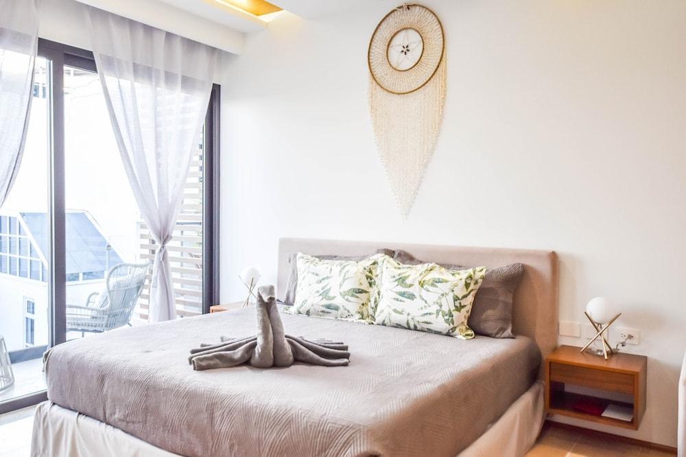 Lil town Menesse by Casago