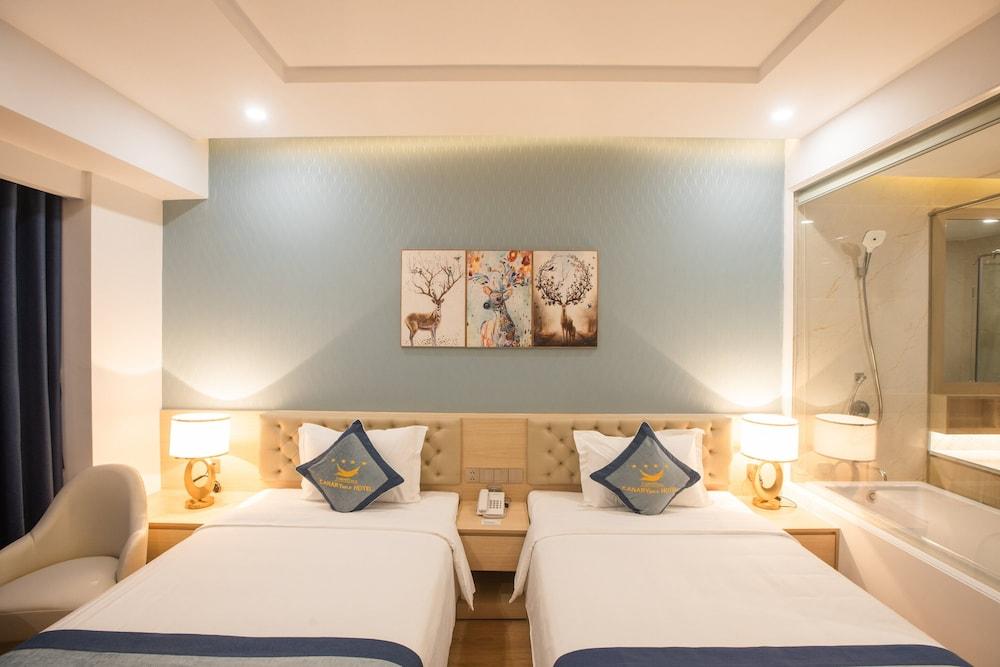 Canary Gold Hotel Quy Nhơn, Beachfront