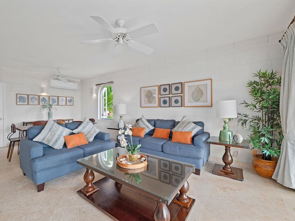 Royal Apartment at Westmoreland