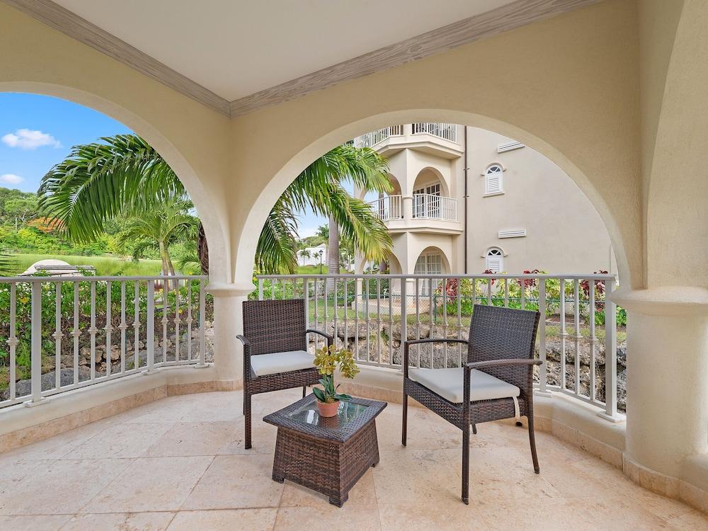 Royal Apartment at Westmoreland