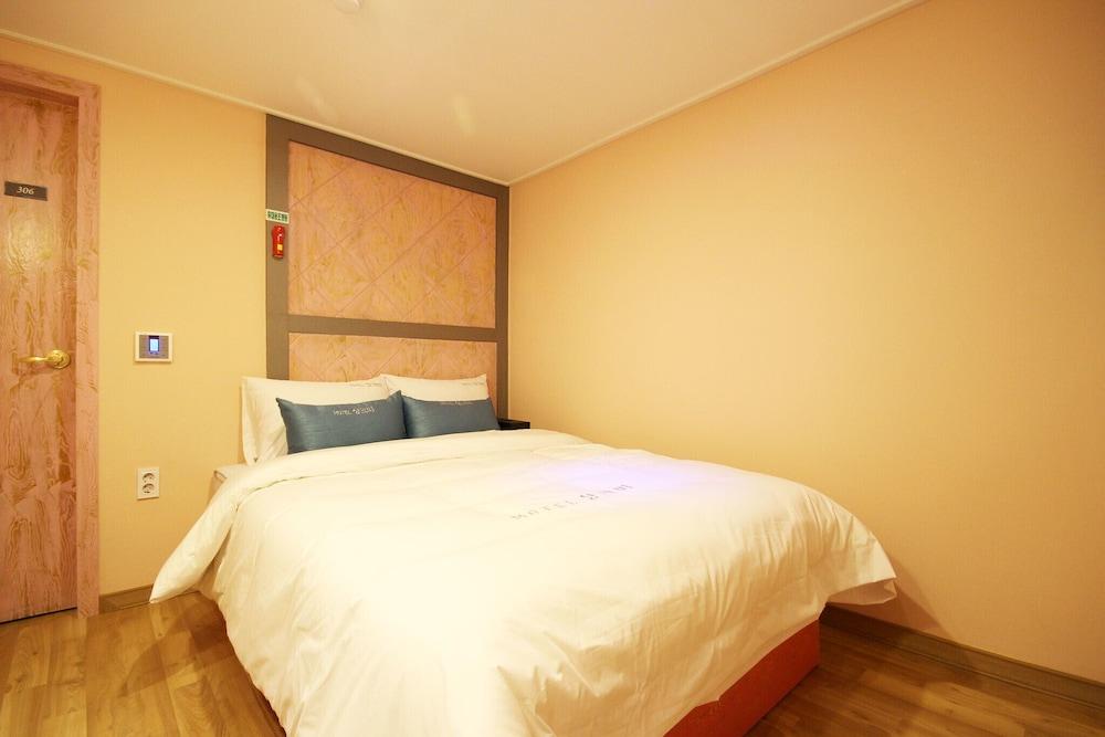 Busan Seomyeon Sangkeum