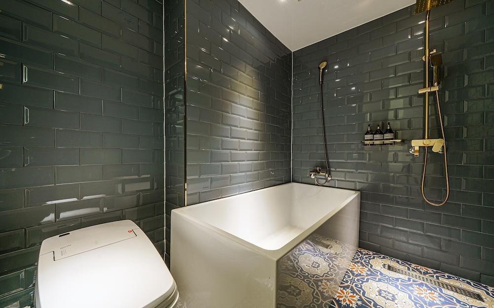 Busan Seomyeon Den Vast Hotel