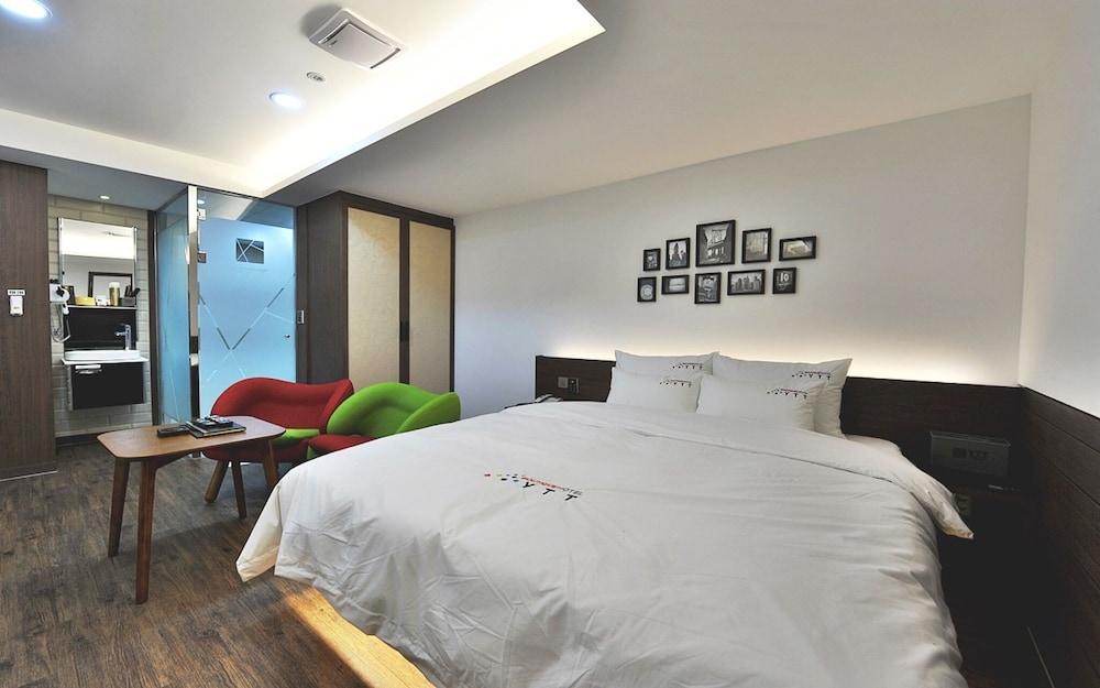 YTT Hotel Nampo-dong Busan