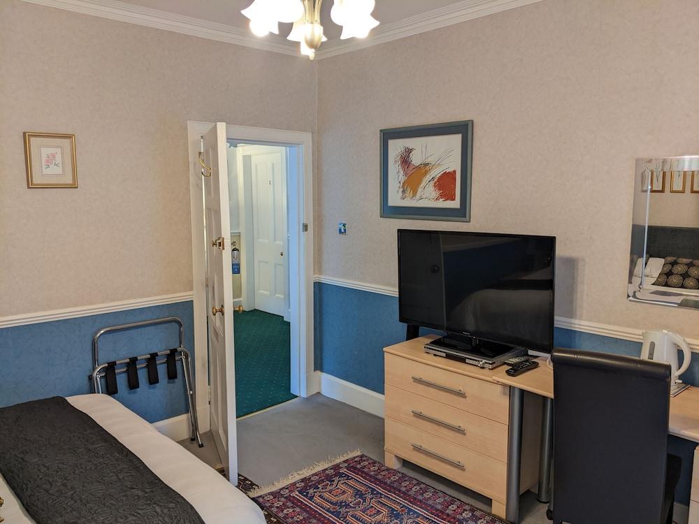 Ashley House Guest House