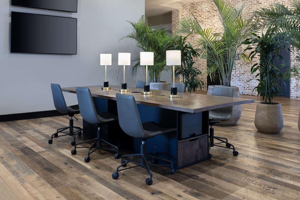 Embassy Suites by Hilton Bowling Green