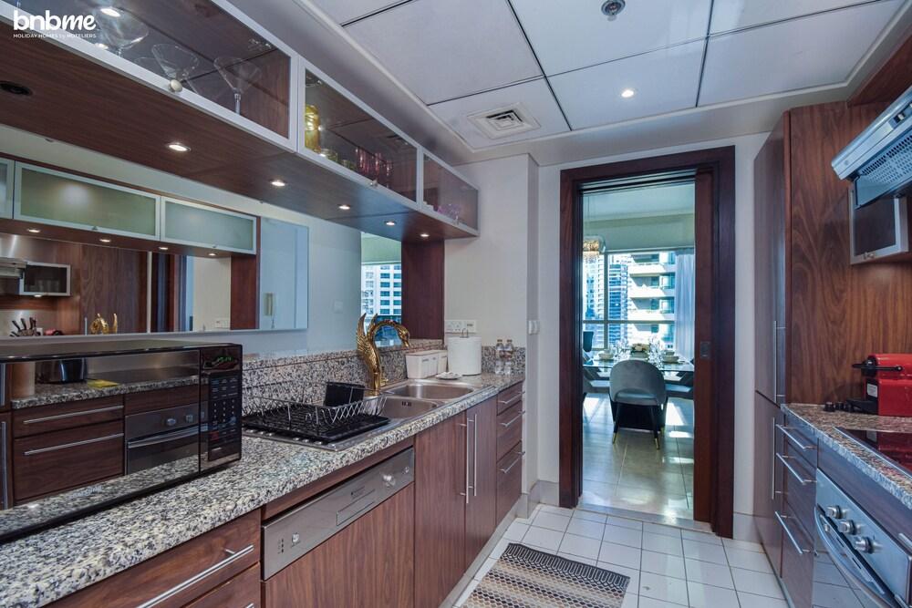 2B- Al Sahab 2 - 2806 by bnbme homes