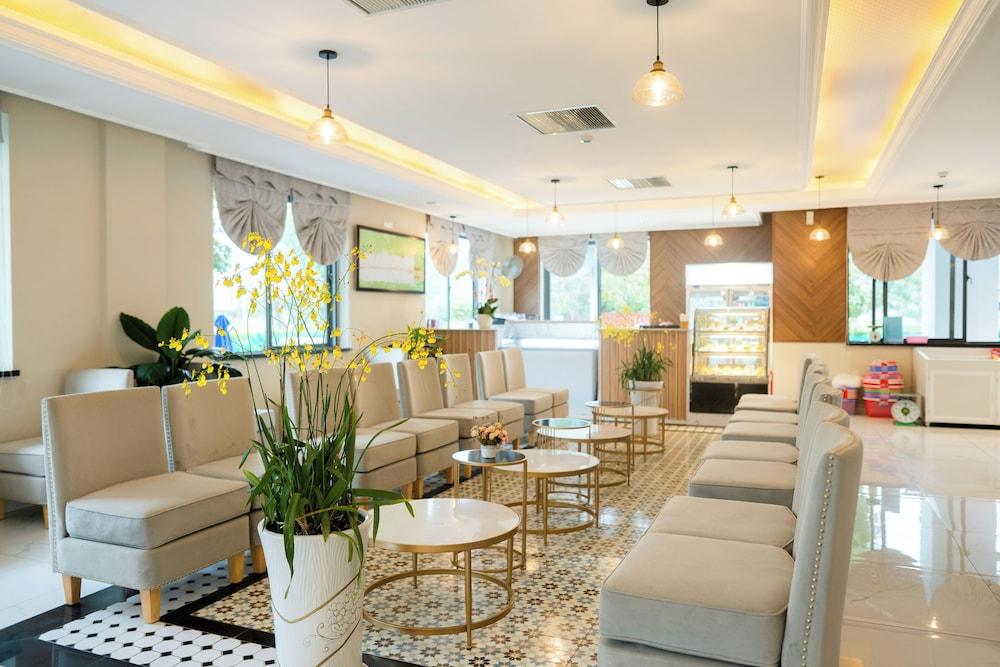 Orbit Hotel Nha Trang