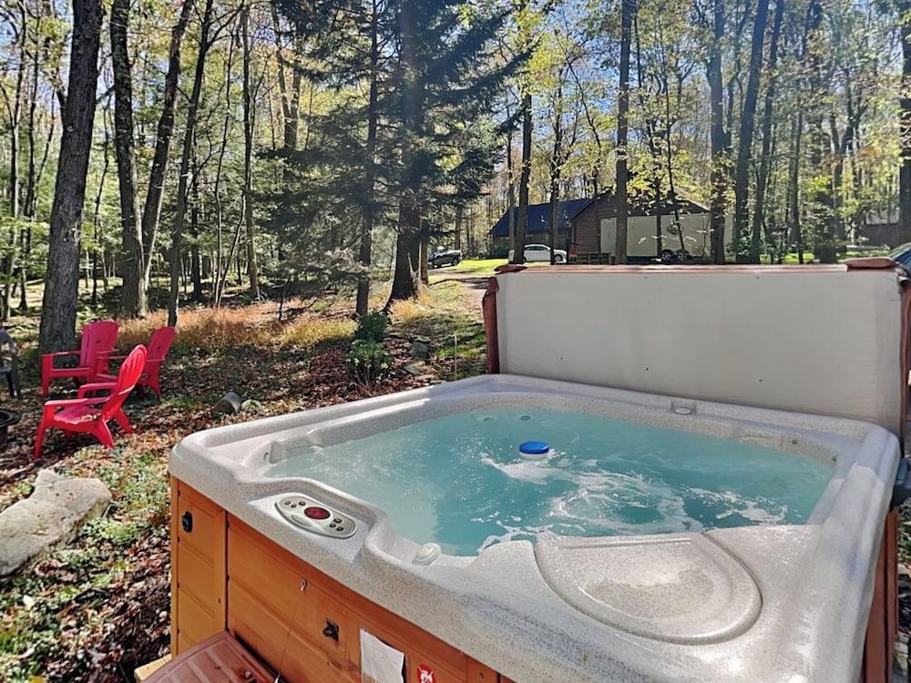 Owl's Retreat by Taylor Made Deep Creek