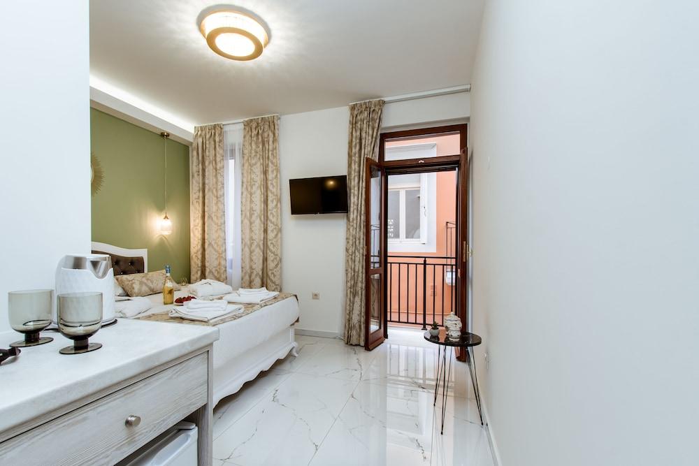 Konmari boutique suites