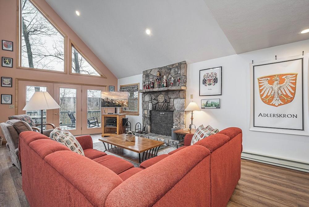 Adlerskron by Taylor Made Deep Creek